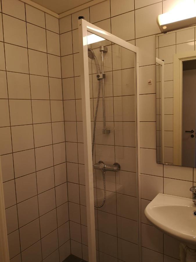 Kinsarvik Hostel エクステリア 写真
